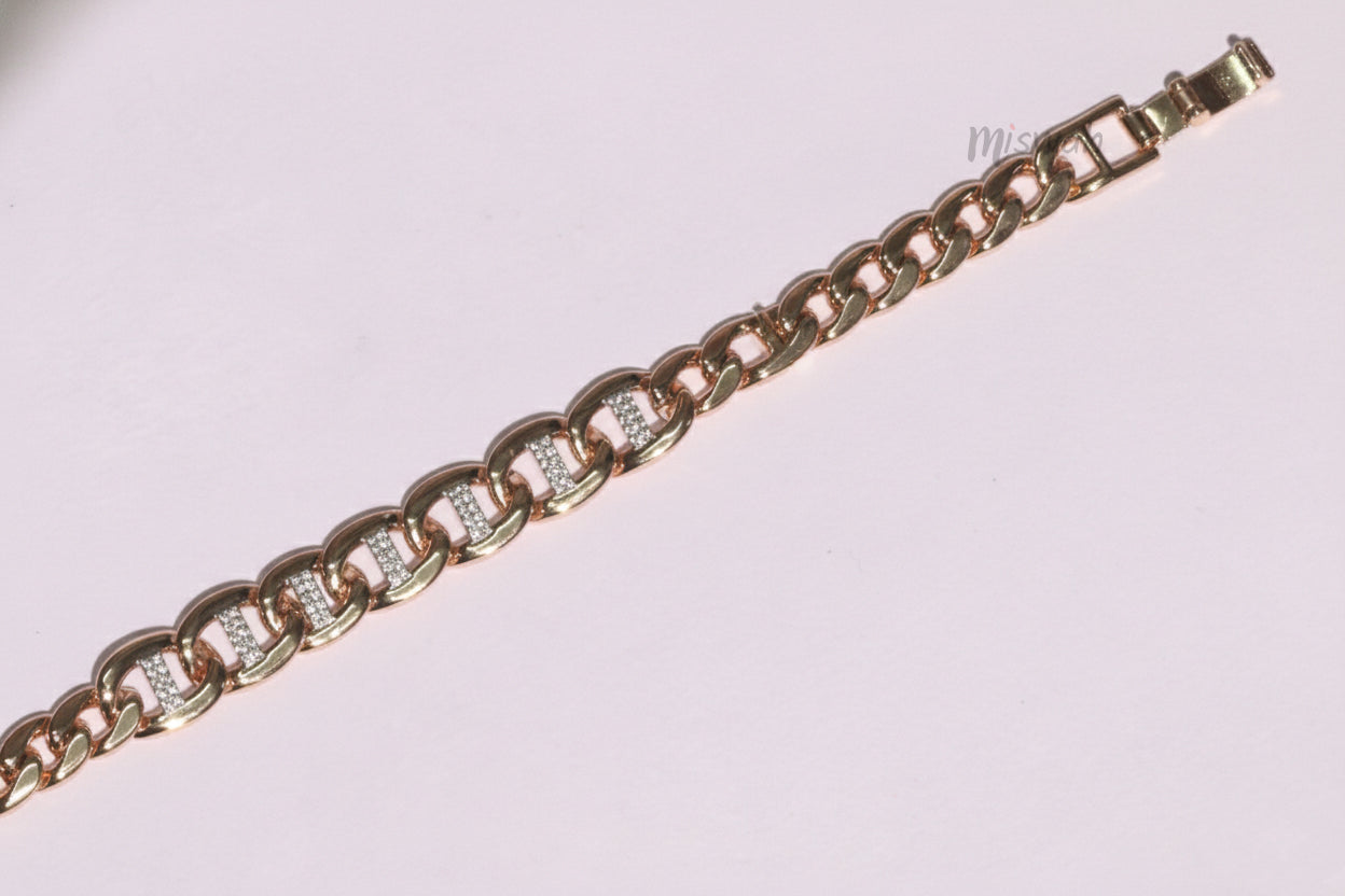 Pave Curb Link Bracelet
