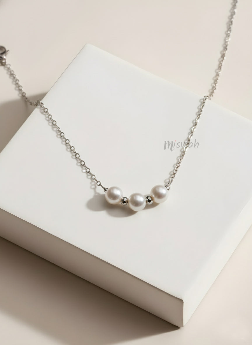 Minimalist Silver Floating Pearl Necklace