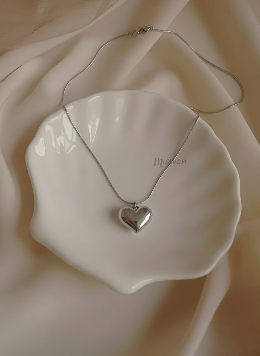 Minimalist Silver Heart Charm Necklace