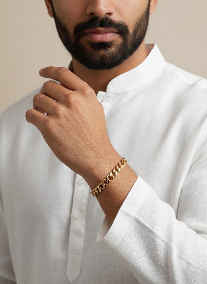 The Icon: Your New Everyday Essential.