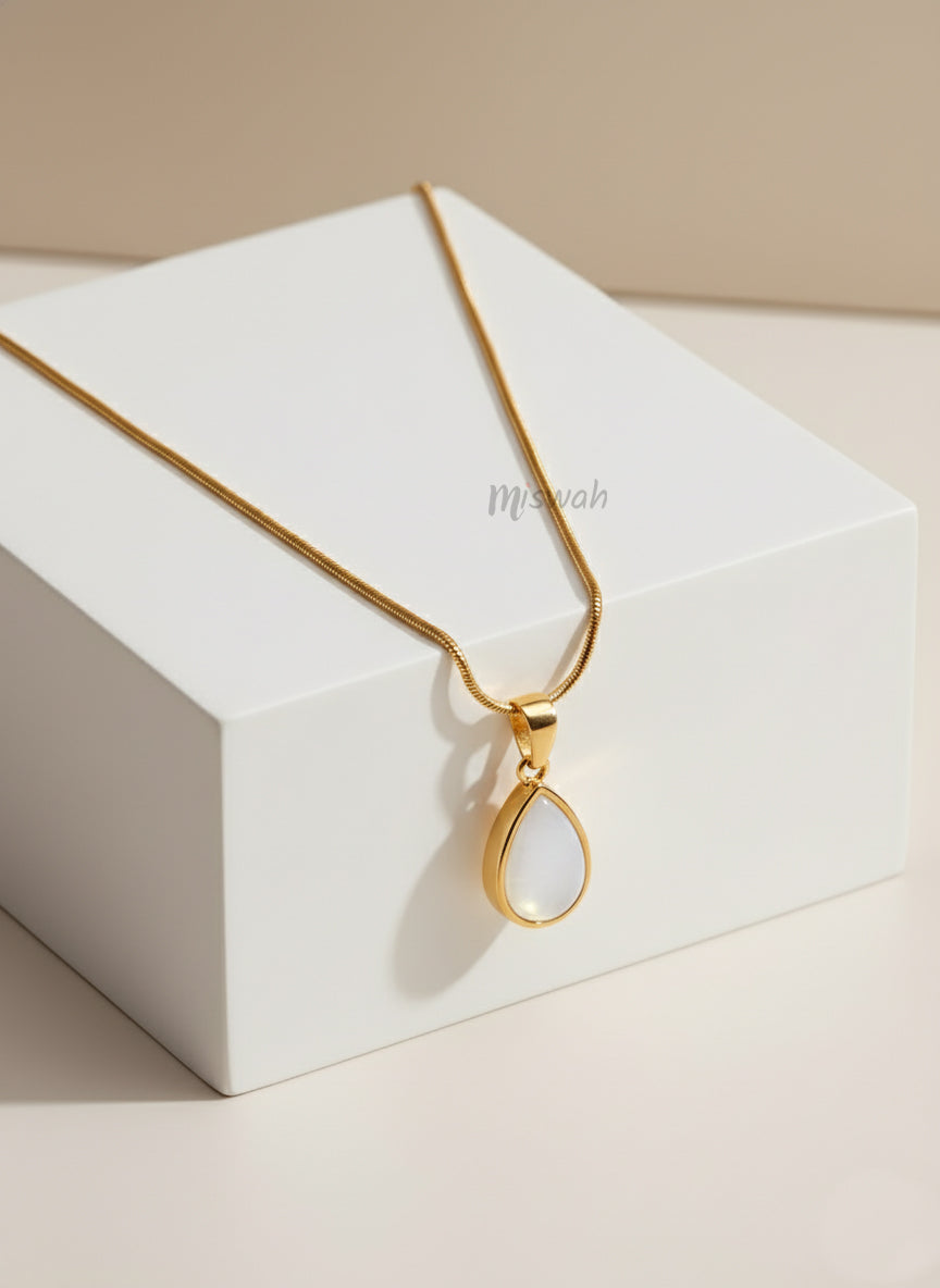 Luna Pearlescent Teardrop Pendant Necklace