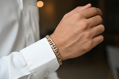 'The Luxe Link' Pave Diamond-Accent Curb Chain Bracelet