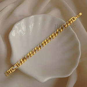 Dazzling Pave-Set Curb Chain Bracelet - Gold Plated