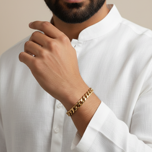 The Icon: Your New Everyday Essential.